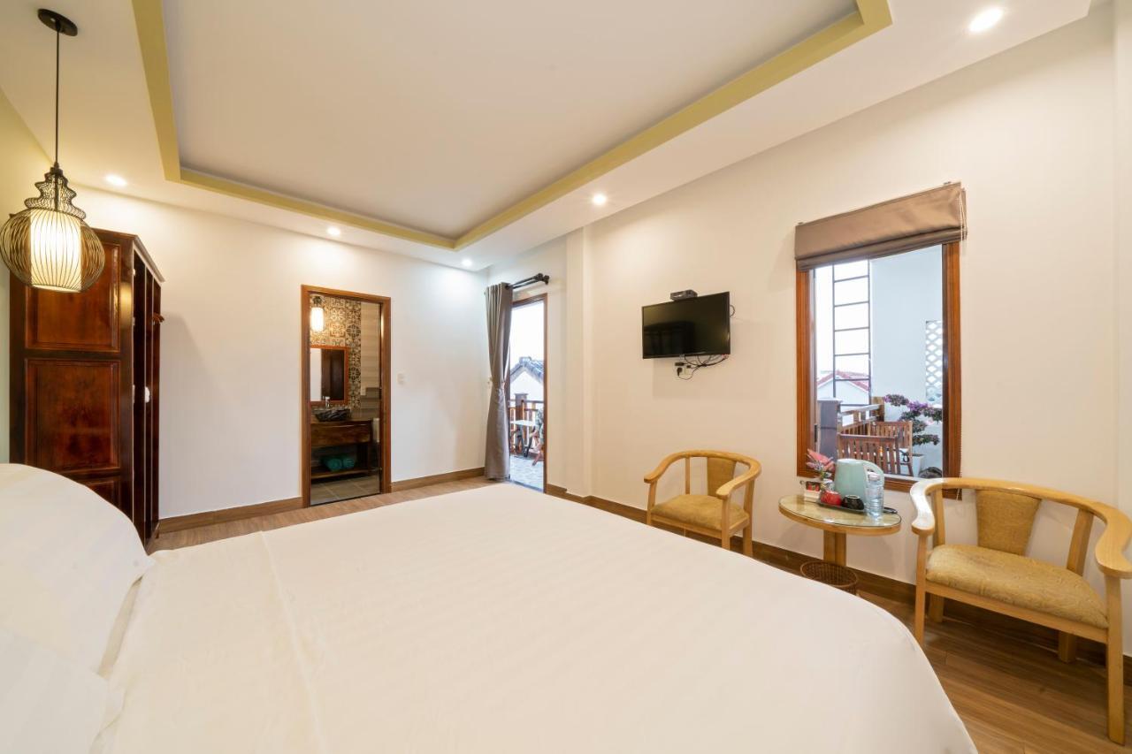 Blue Whale Homestay Hoi An Exterior foto